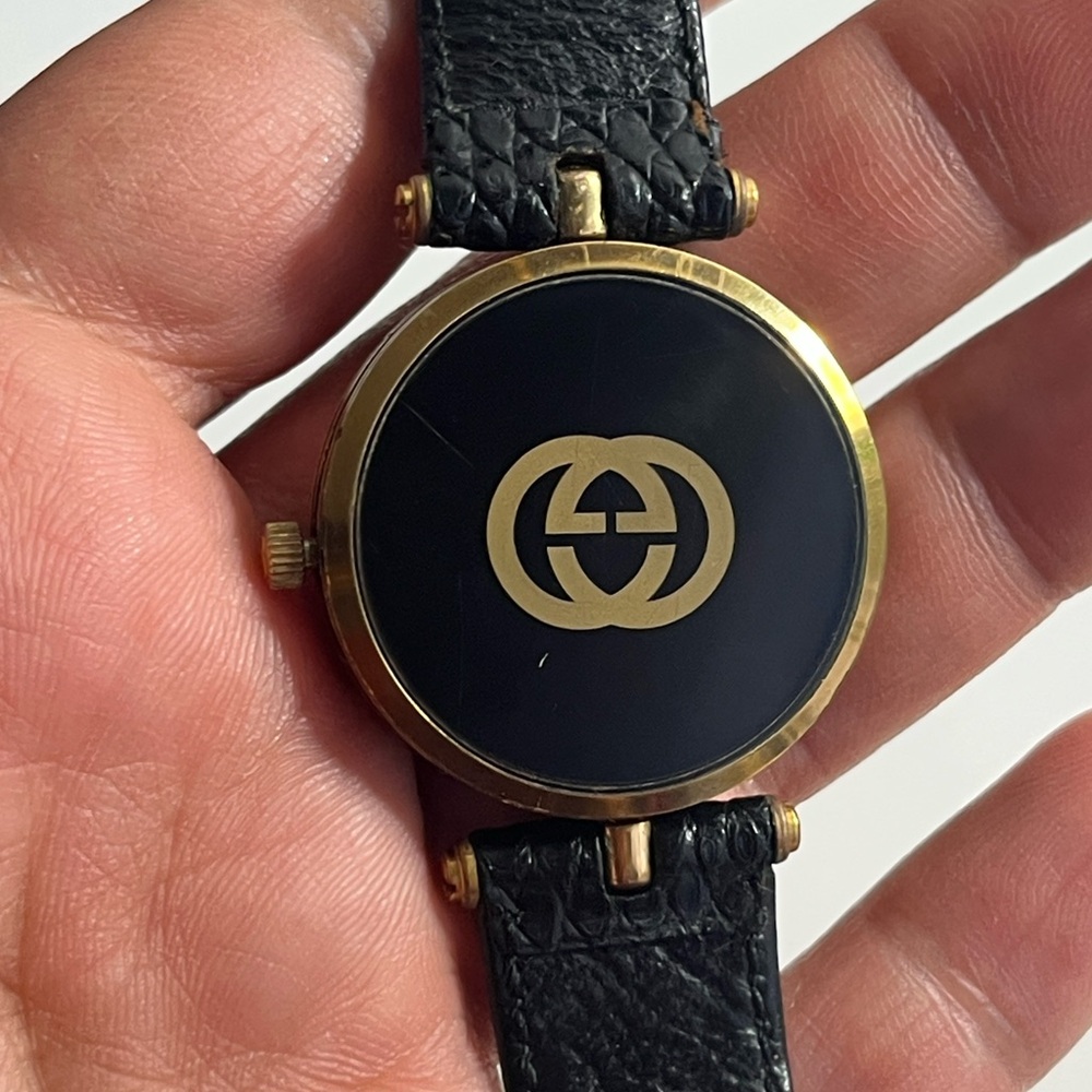 Gucci 2000M stacked Black and Gold Men's Watch - Picture 14 of 15